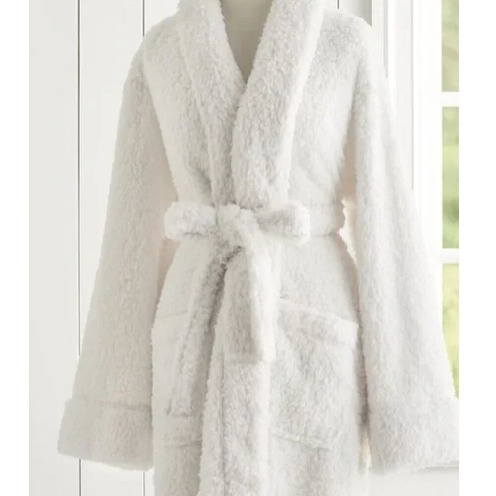 POTTERY BARN Teddy Bear Faux Fur Super Soft Fluffy Robe S White